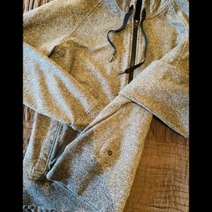 Lulu lemon sweatshirt